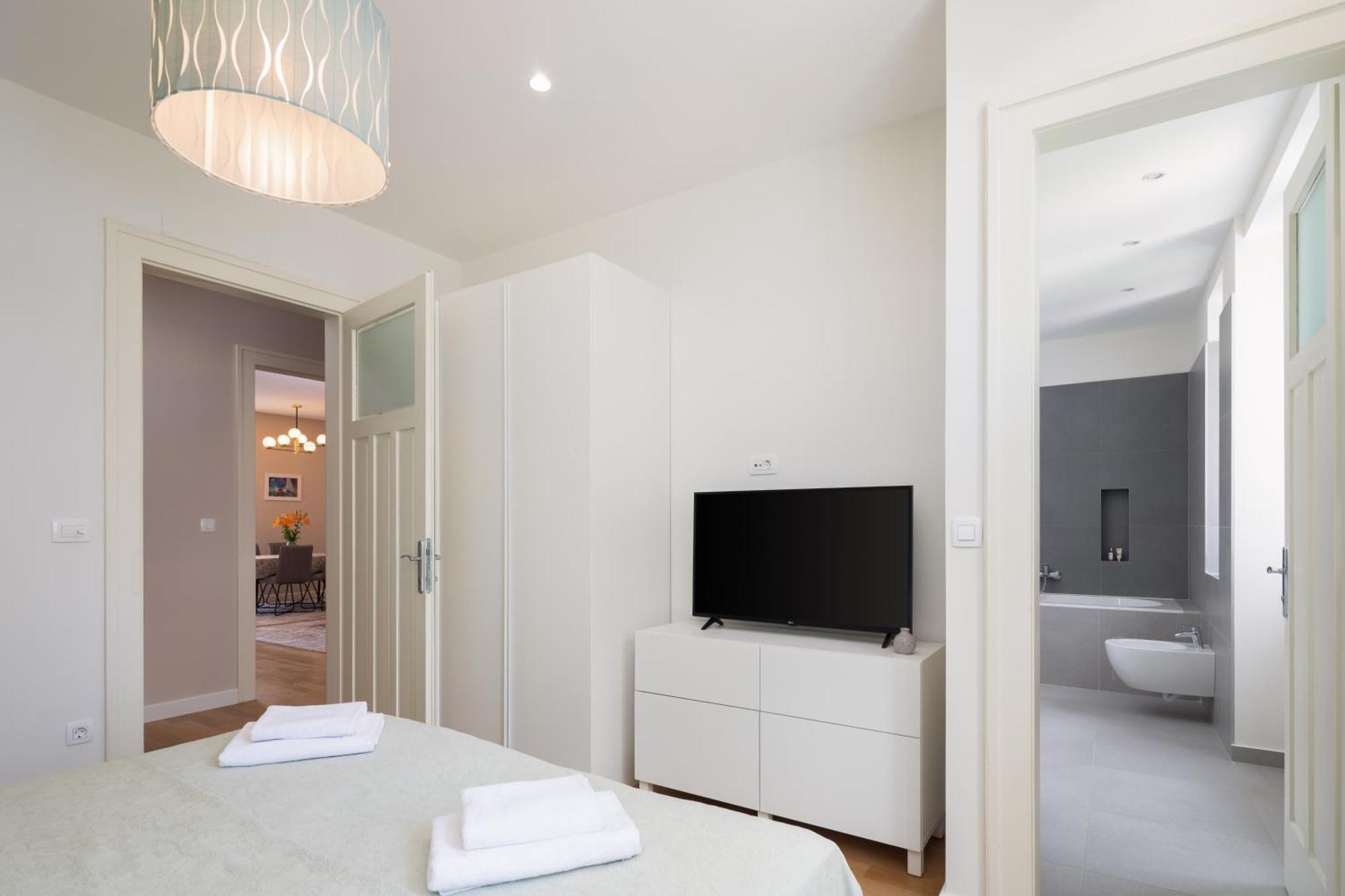 Apartment More Deluxe 斯普利特 外观 照片